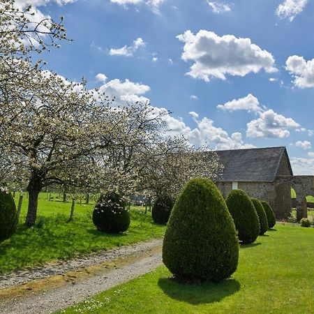 Le Manoir De La Besliere - Gite Et Chambres D'Hotes Folligny Exterior foto